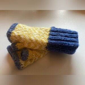 Warm Lined Gauntlet Gloves